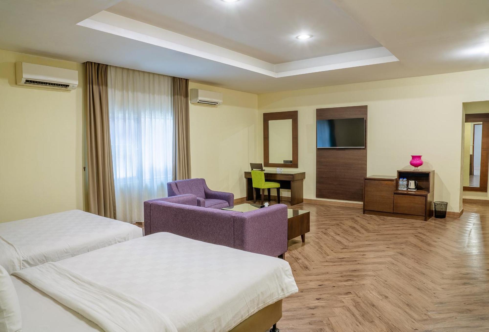 Hotel Alia Cikini Jakarta Kültér fotó